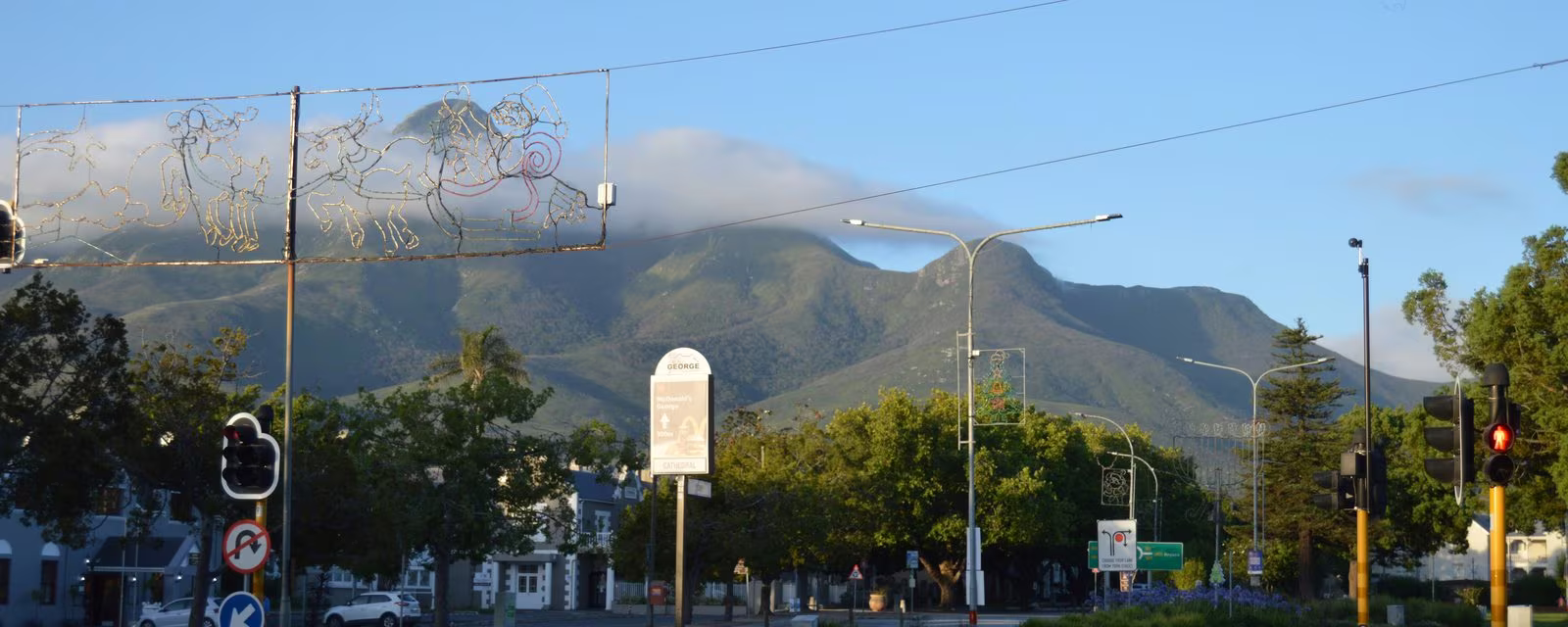 York Street through downtown George, toward the Outeniqua Mountains